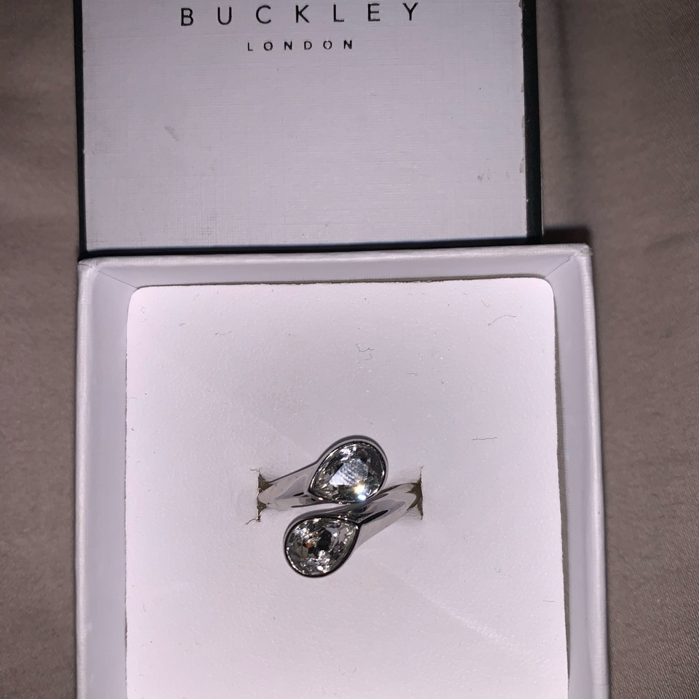 Ring - Picture 2 of 6